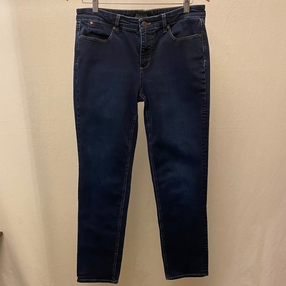 Talbots 8 Straight Jeans Flawless Five Pocket Mid Rise Womens Stretch Dark - Picture 11 of 13